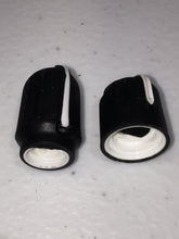 Load image into Gallery viewer, Knob Set for CP185 Radio
